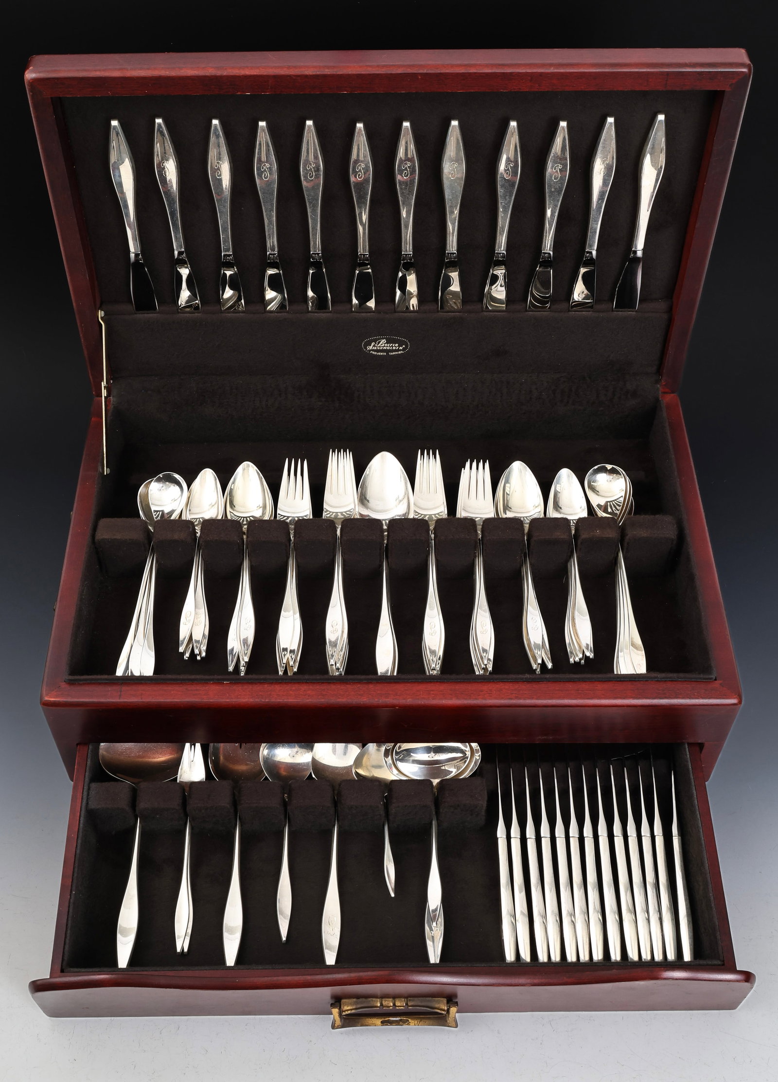 Reed and Barton "Lark" Sterling Silver Flatware Service for 9 With Extras (1 of 9)