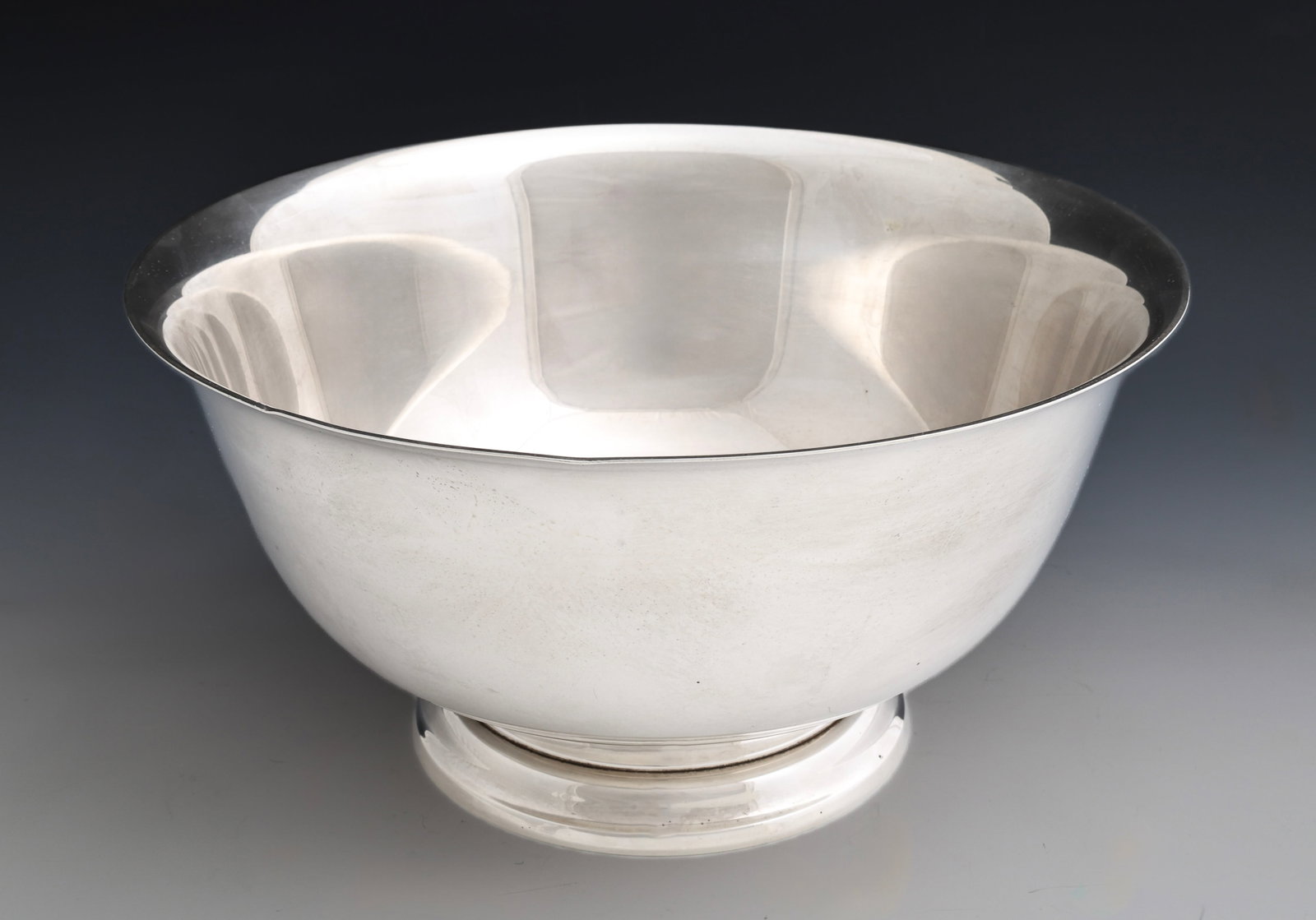 Gorham "Paul Revere Reproduction" Sterling Silver Serving Bowl (1 of 7)