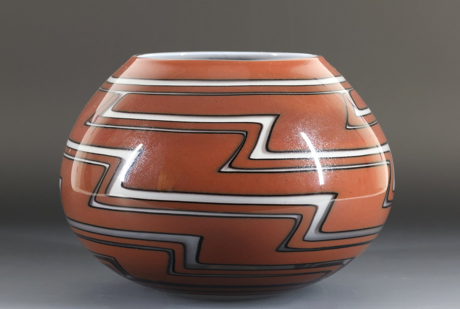 Leonard DiNardo (1924 - 2024) Glass Bowl (1 of 8)