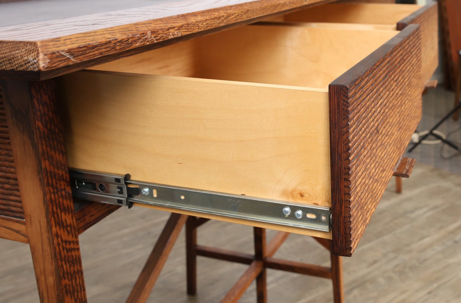 Jiun Ho "Mabillon" Console Table - 10