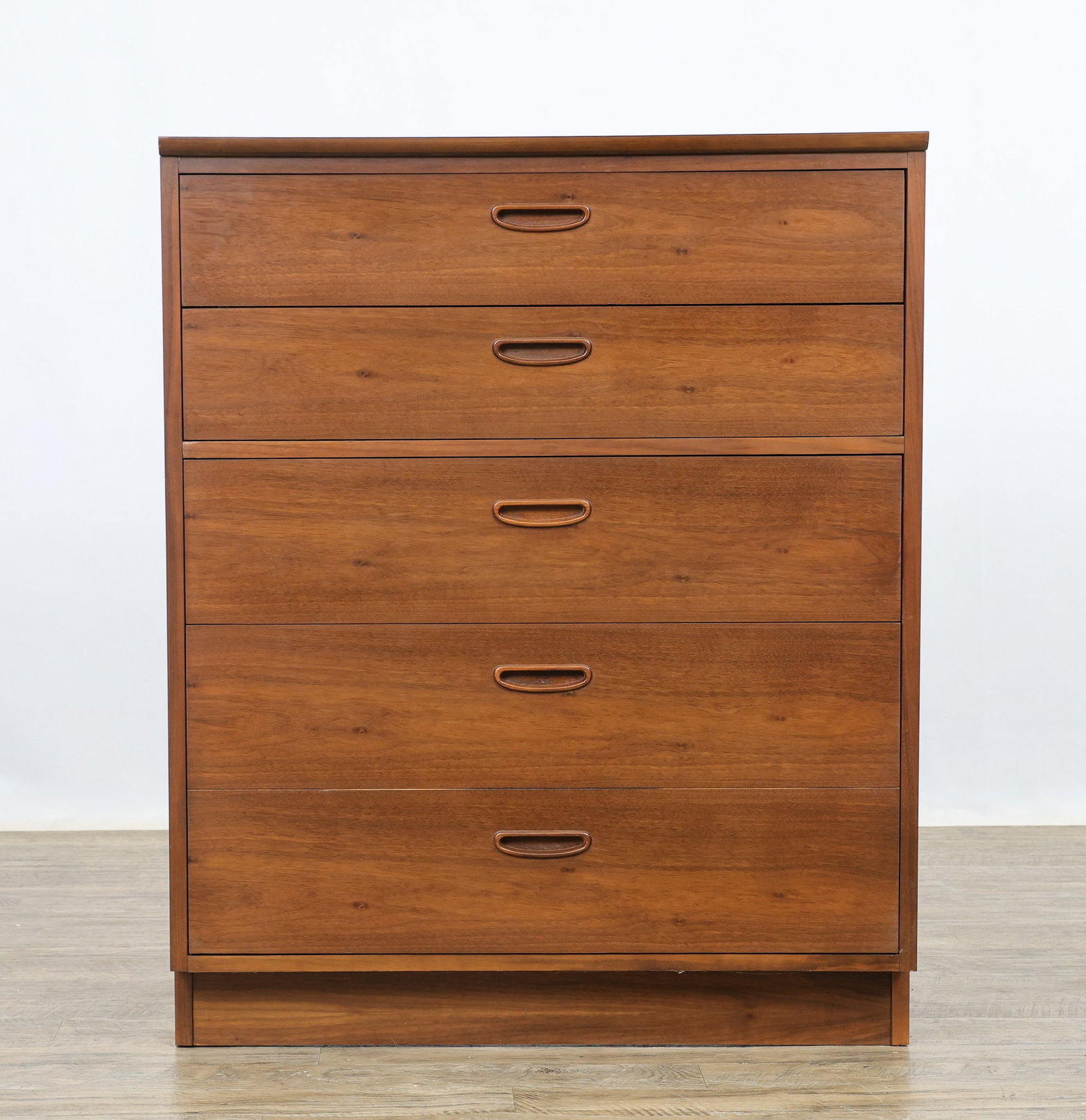 Lane "Reflection" Chest - 3
