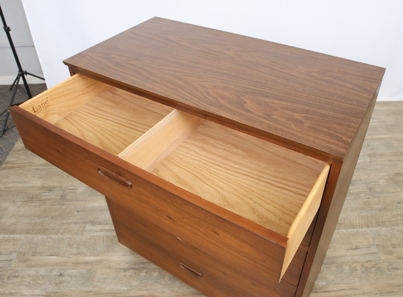 Lane "Reflection" Chest - 8