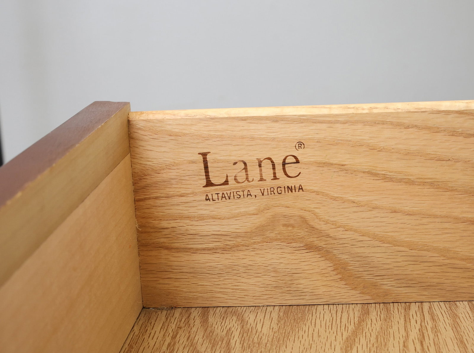 Lane "Reflection" Chest - 9