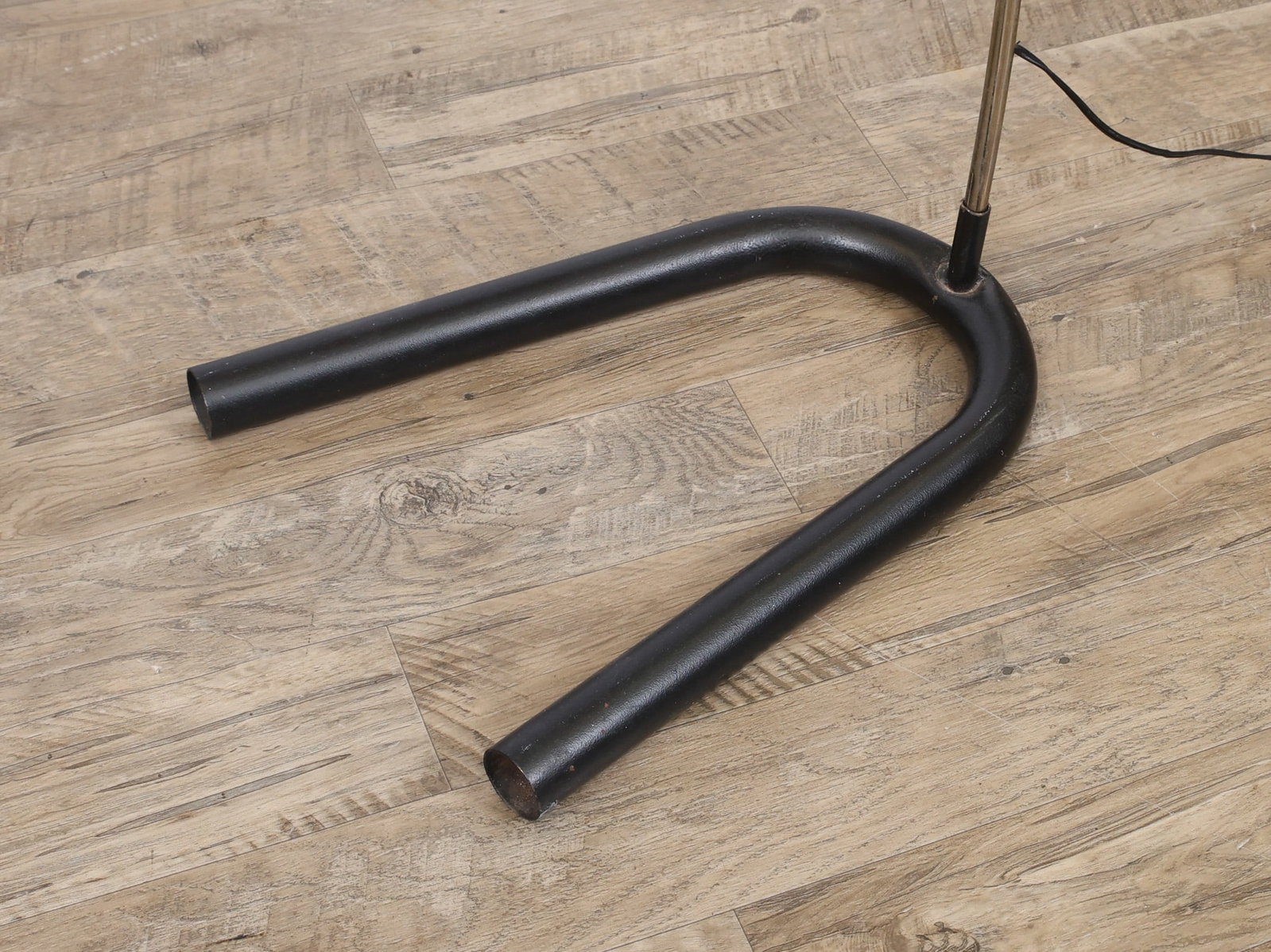 Arc Floor Lamp - 6