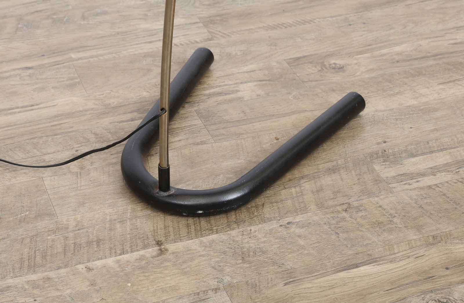 Arc Floor Lamp - 7