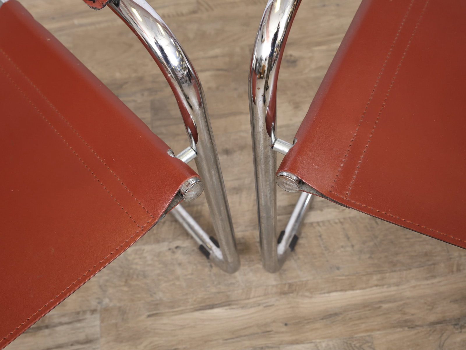 Cantilever Chairs - 7
