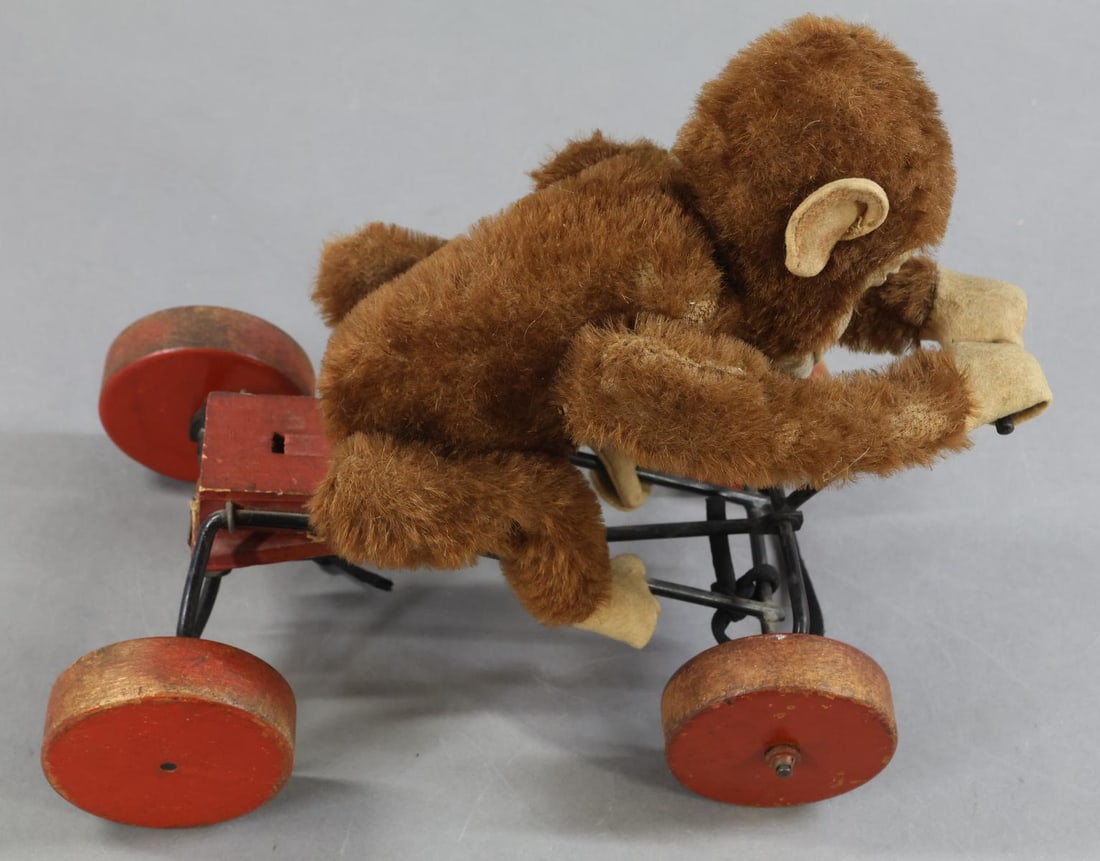 VINTAGE STEIFF. - 7
