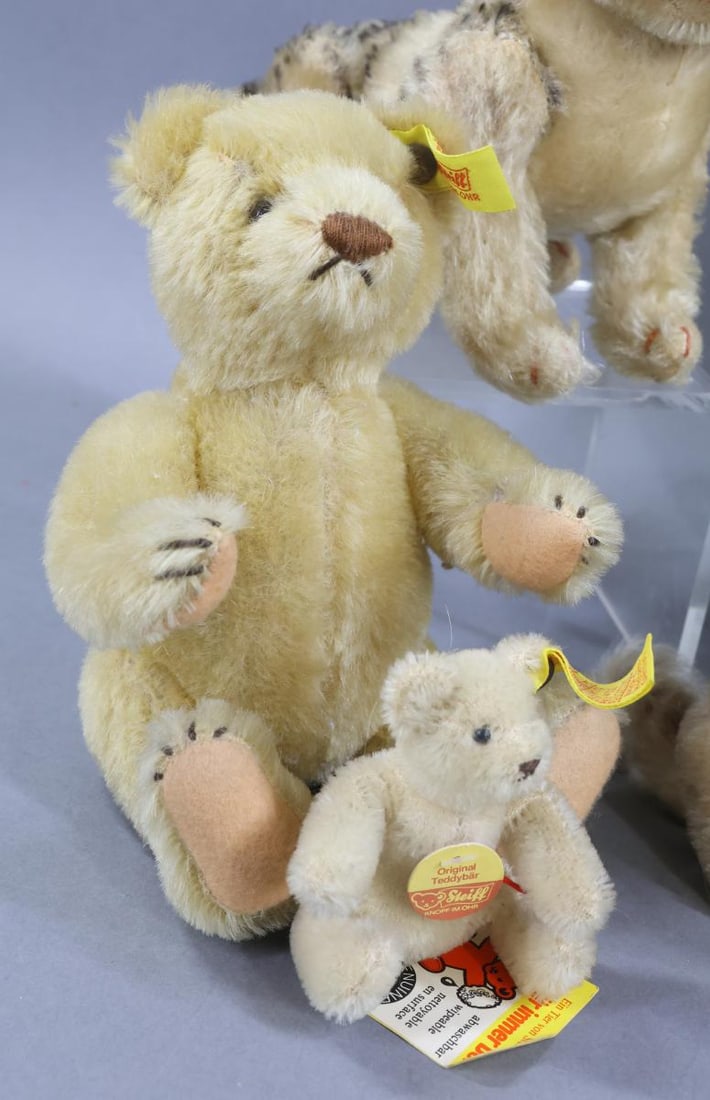 VINTAGE/OTHER STEIFF. - 2
