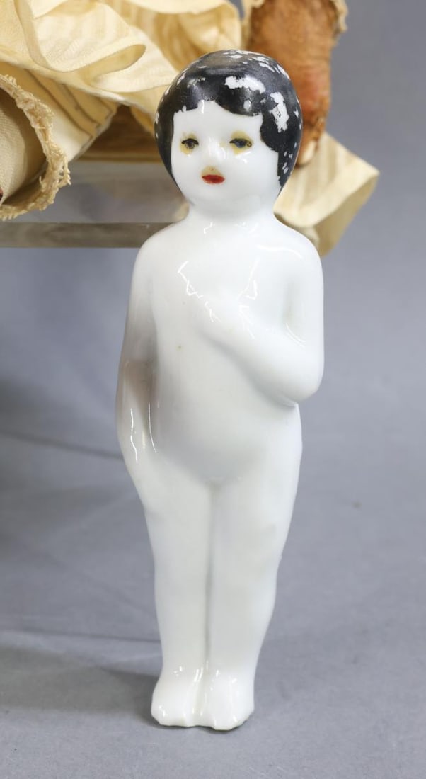 CHINA DOLLS. - 2