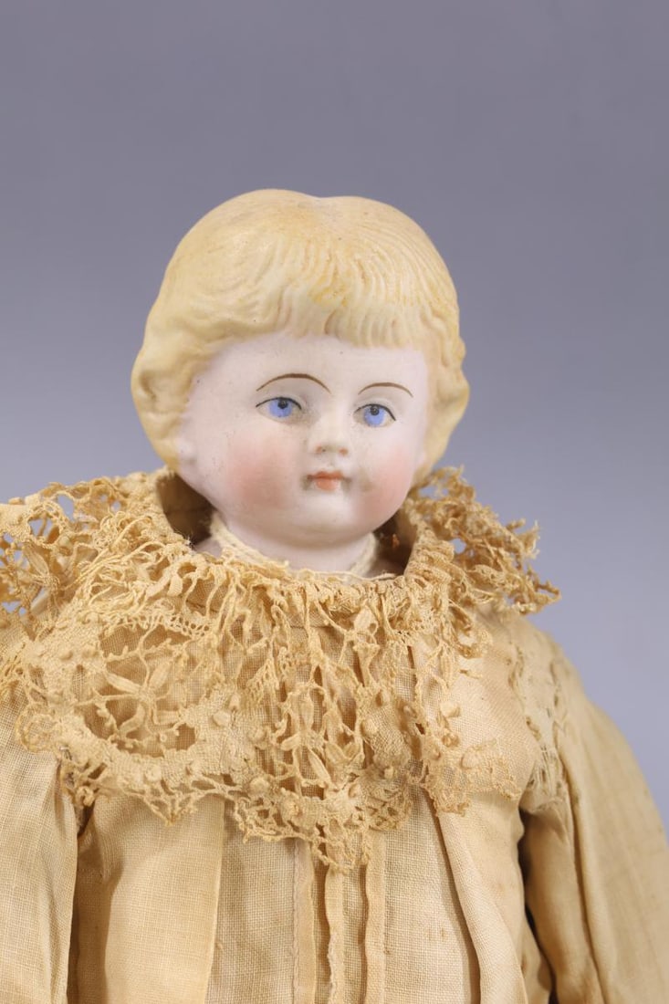GERMAN BISQUE DOLLS. - 3