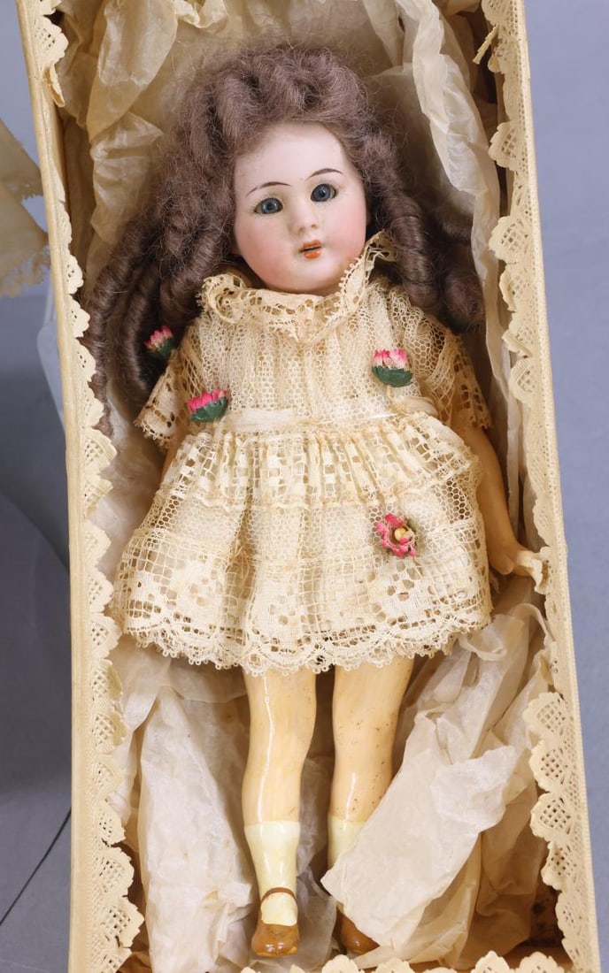 GERMAN BISQUE DOLLS. - 2