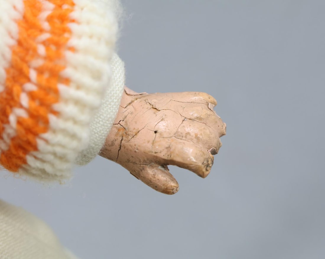 GERMAN BISQUE DOLLS. - 12