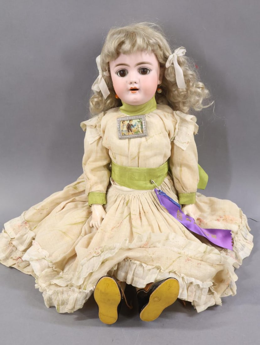 GERMAN BISQUE DOLLS. - 13