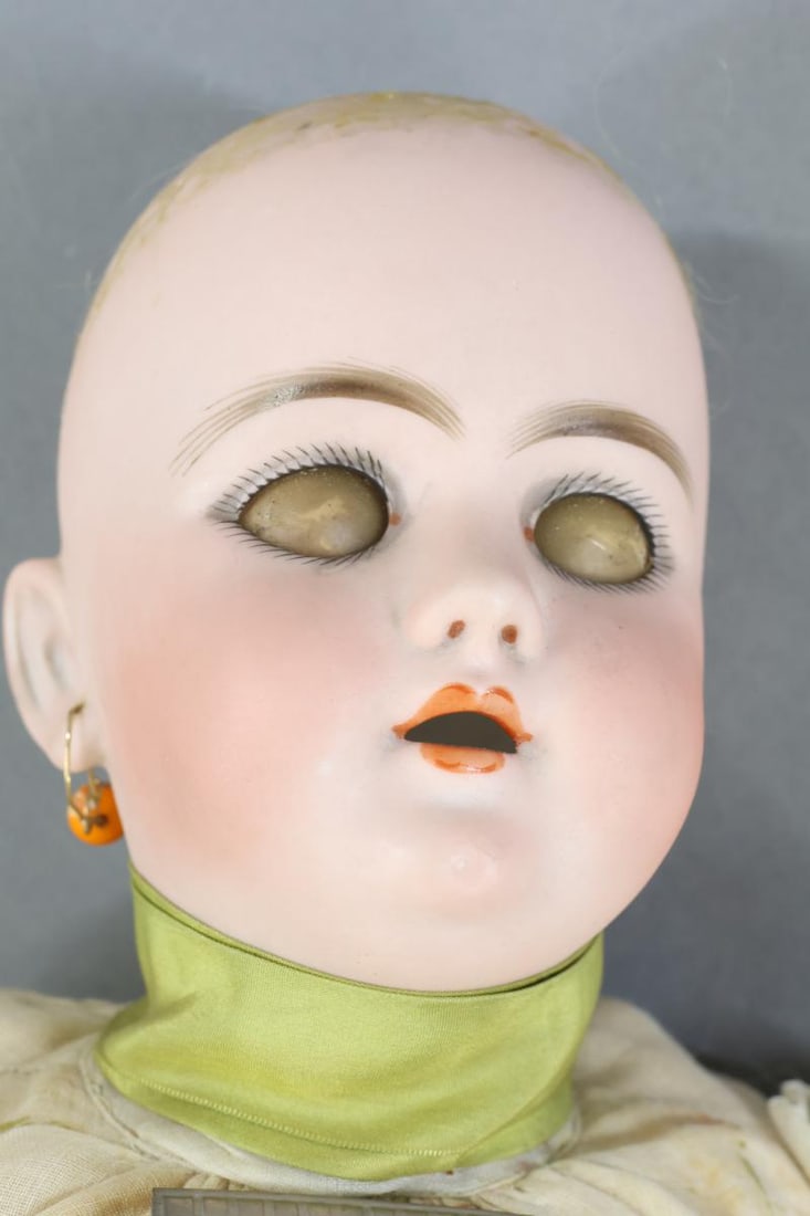 GERMAN BISQUE DOLLS. - 15