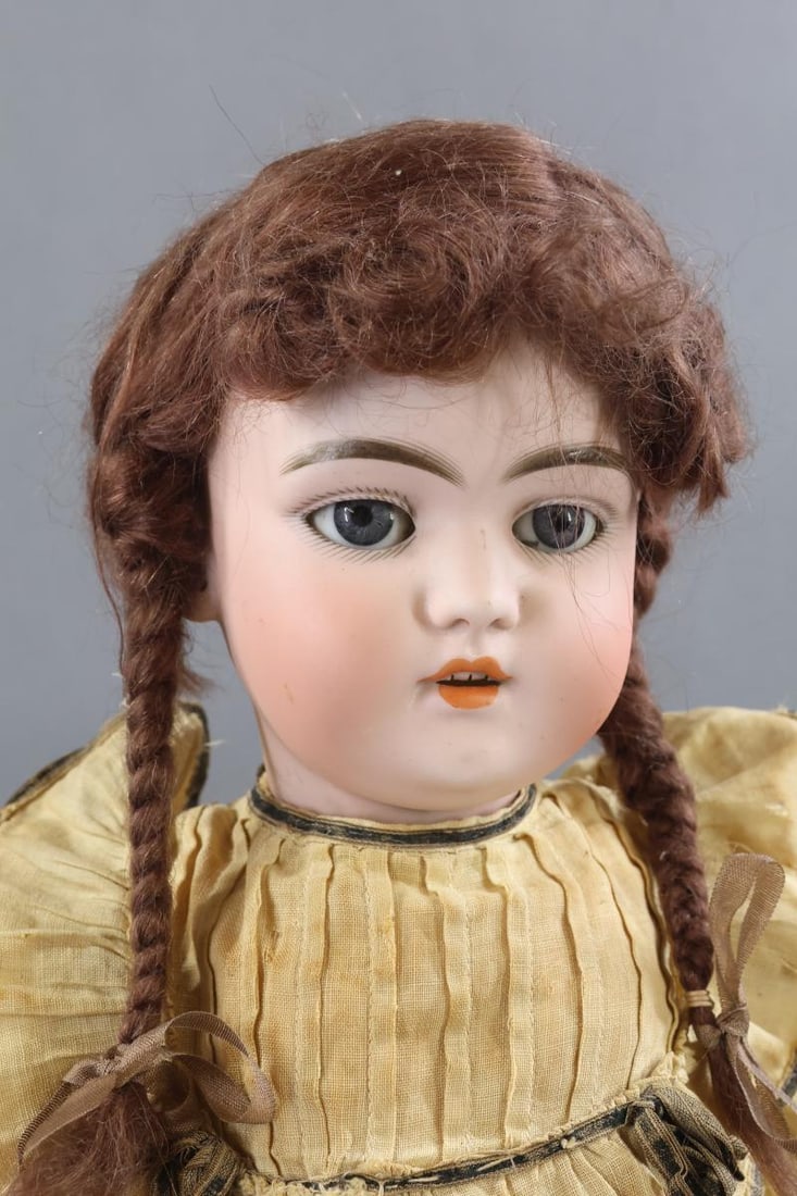 GERMAN BISQUE DOLLS. - 8