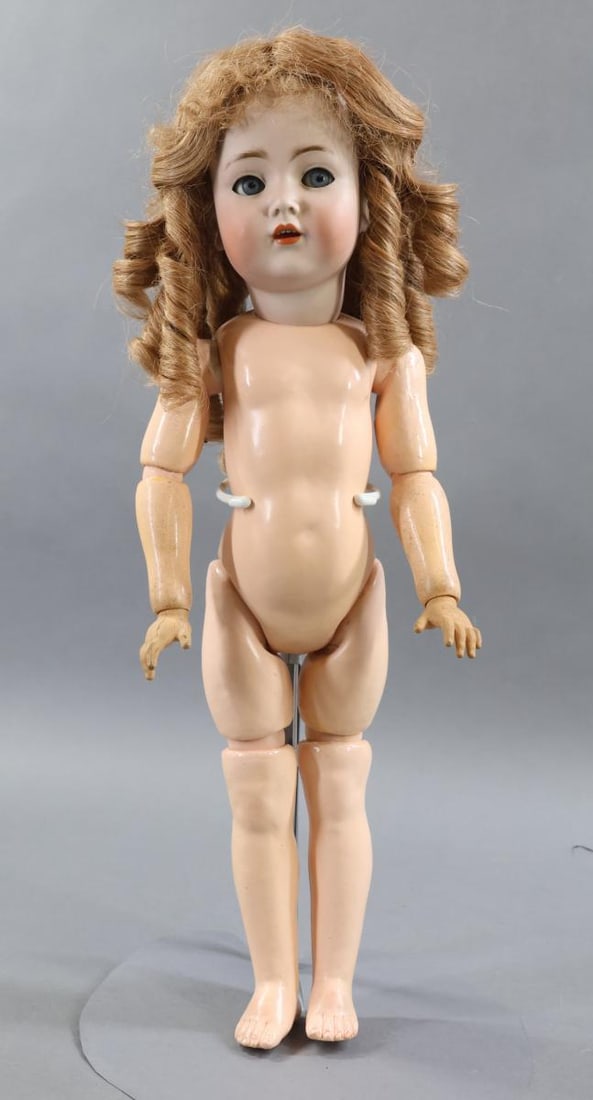 GERMAN BISQUE DOLLS. - 12