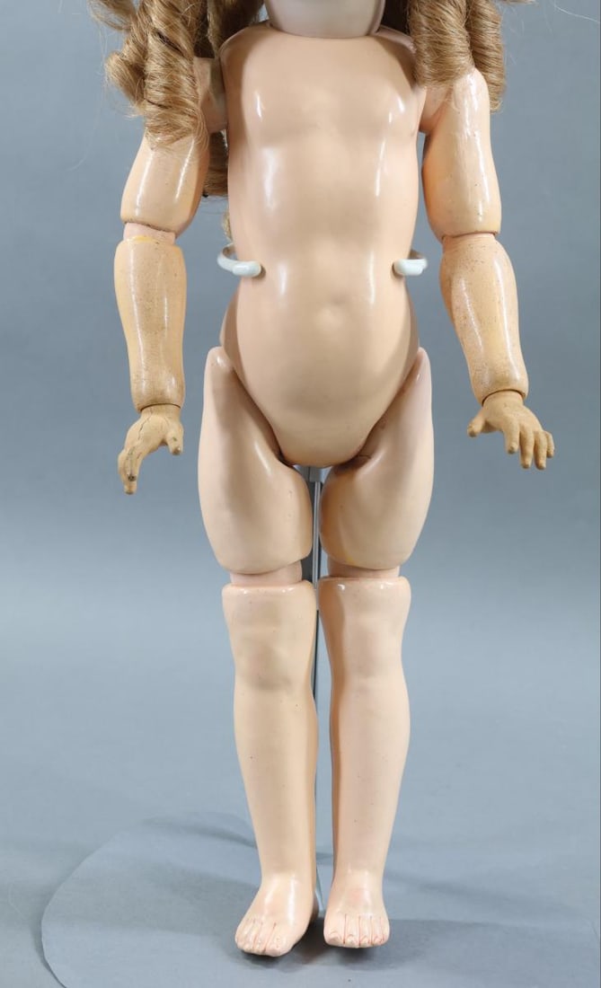 GERMAN BISQUE DOLLS. - 13