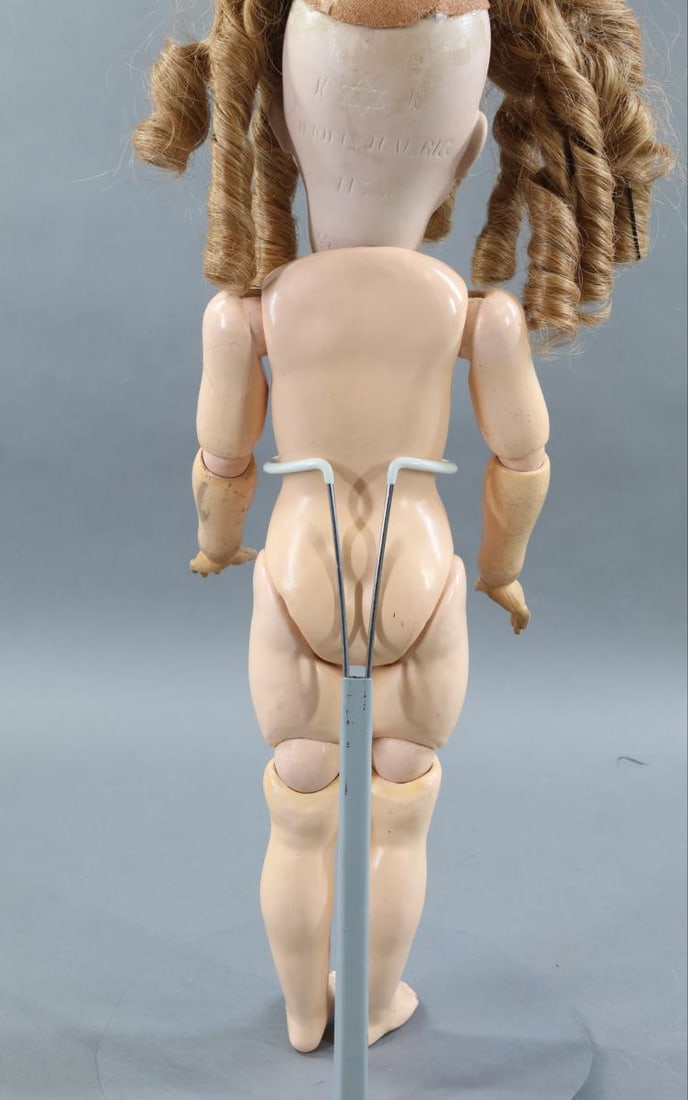 GERMAN BISQUE DOLLS. - 17