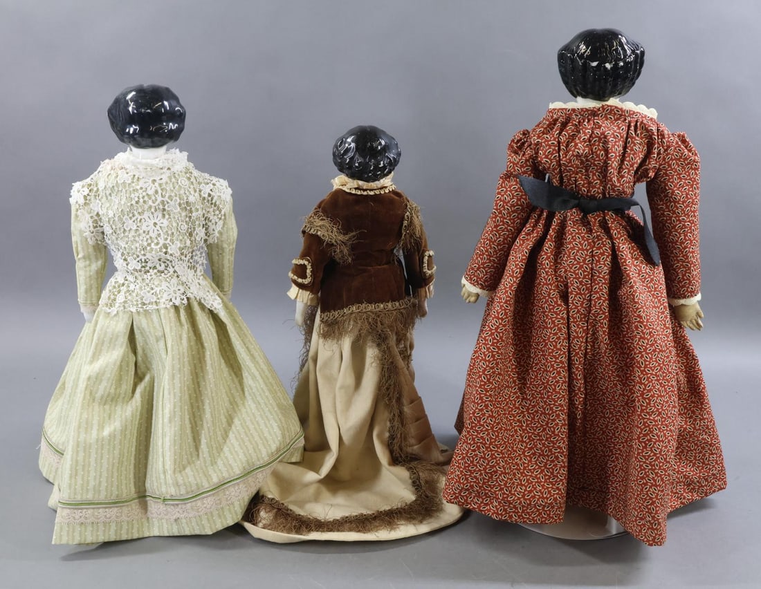 CHINA DOLLS. - 14