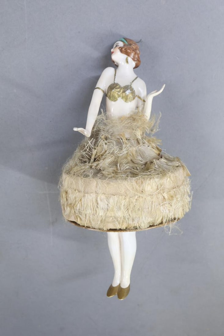 CHINA DOLLS. - 12