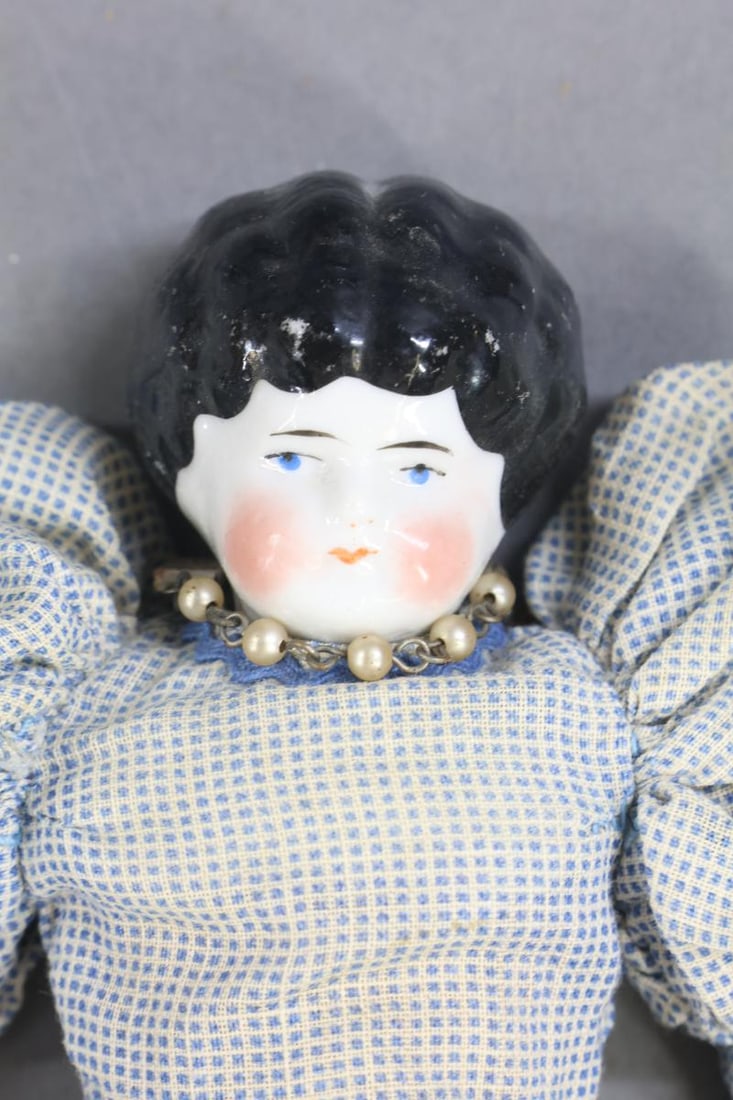 CHINA DOLLS. - 12