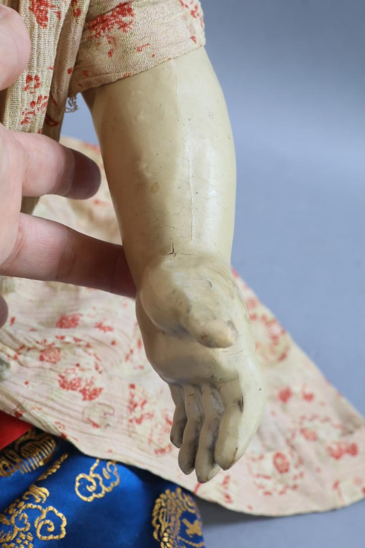 COMPOSITION DOLLS. - 6