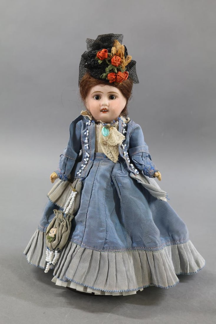FRENCH BISQUE DOLLS. - 2