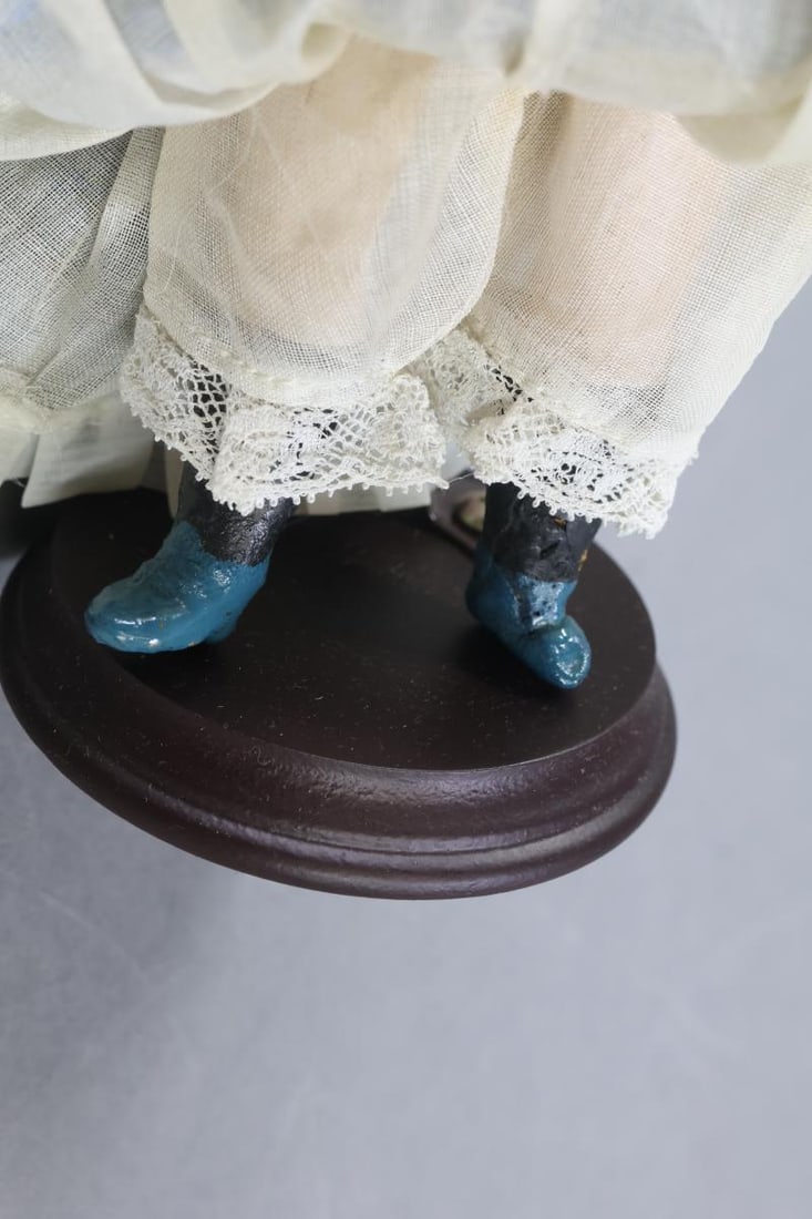FRENCH BISQUE DOLLS. - 5