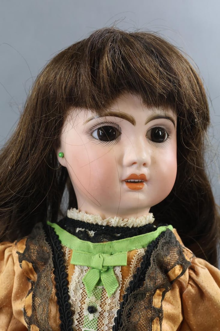 FRENCH BISQUE DOLLS. - 2