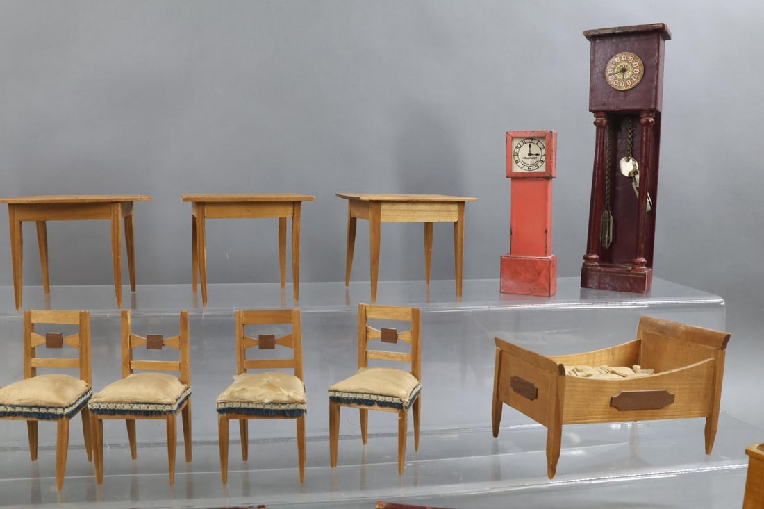 MINIATURES. - 3