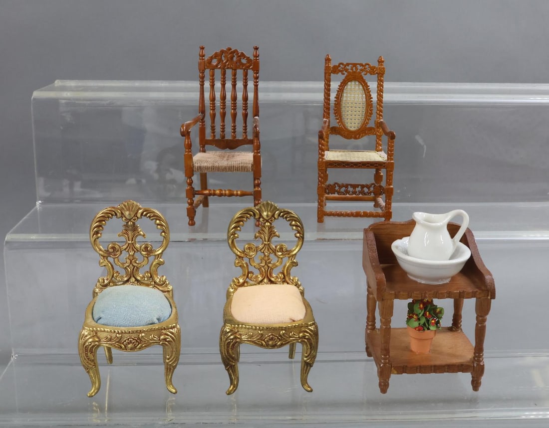 MINIATURES. - 4