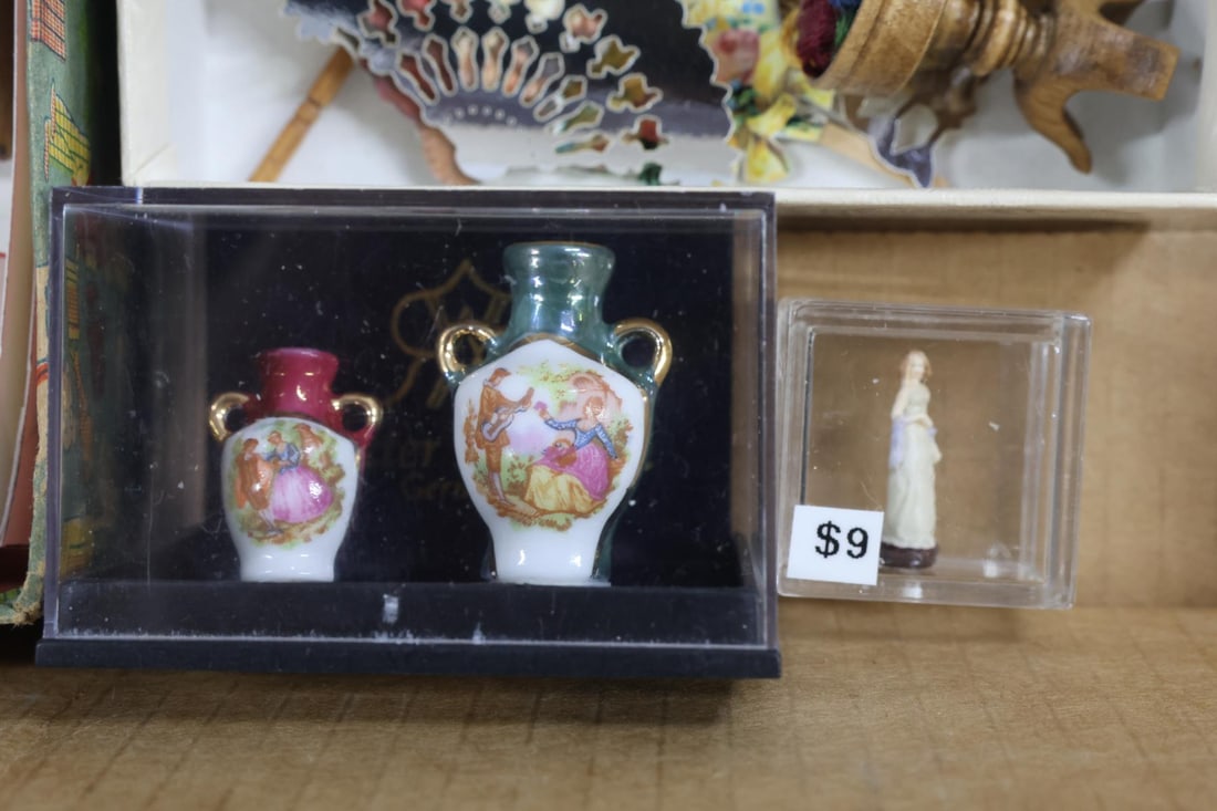 MINIATURES. - 8