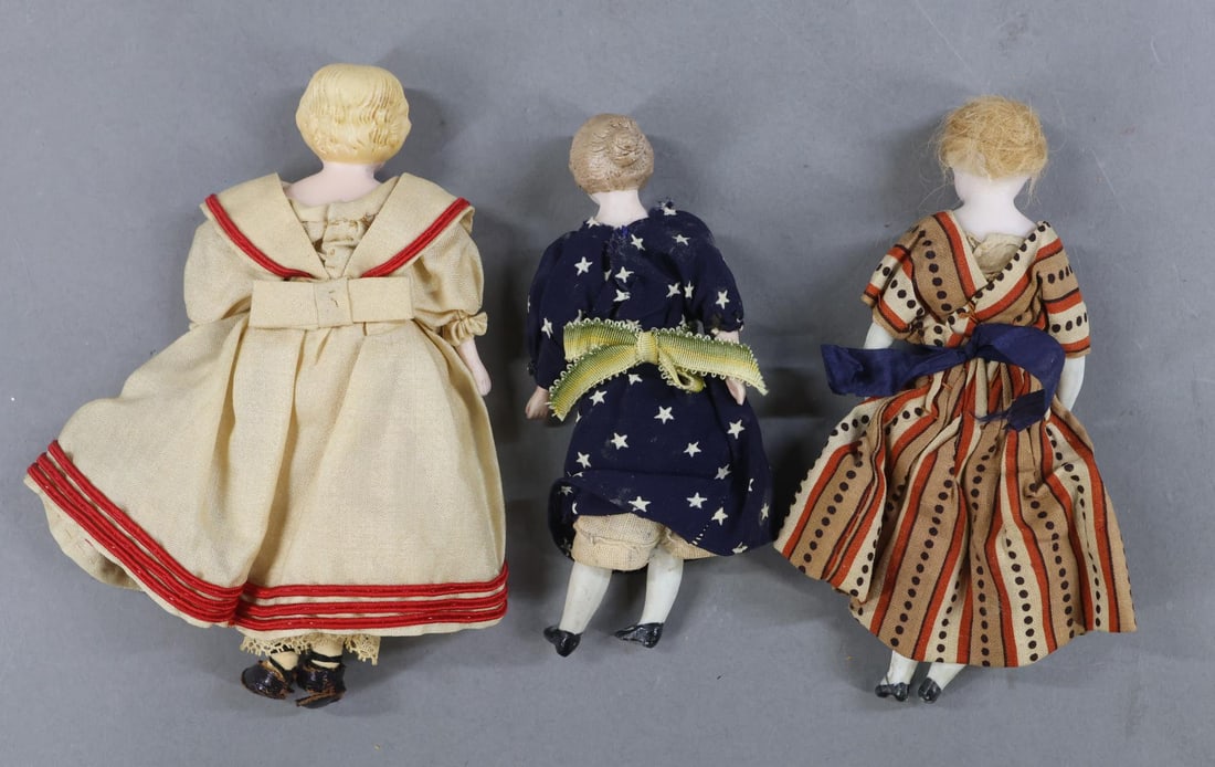 MINIATURES. - 7