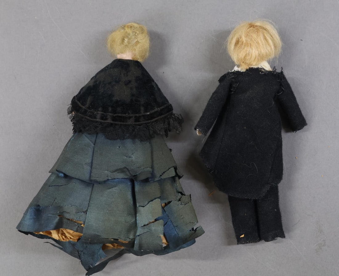 MINIATURES. - 3