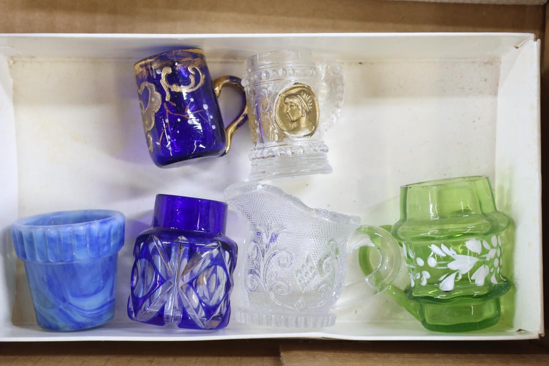 MINIATURES. - 3