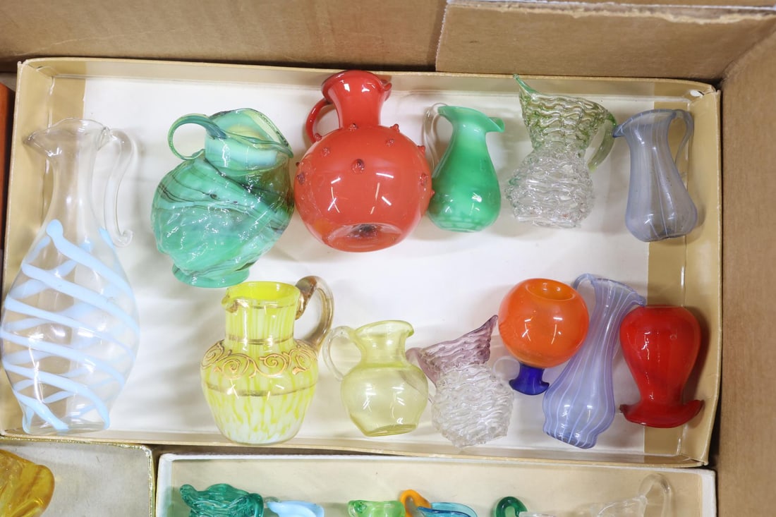 MINIATURES. - 8