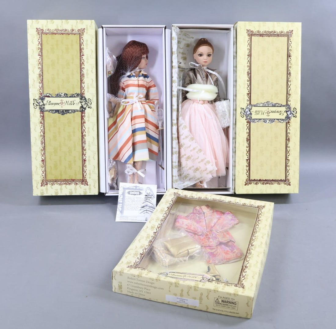 CONTEMPORARY ARTIST DOLLS. (1 of 7)