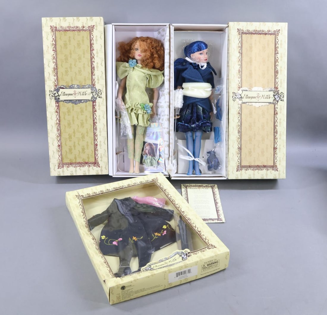 CONTEMPORARY ARTIST DOLLS. (1 of 7)