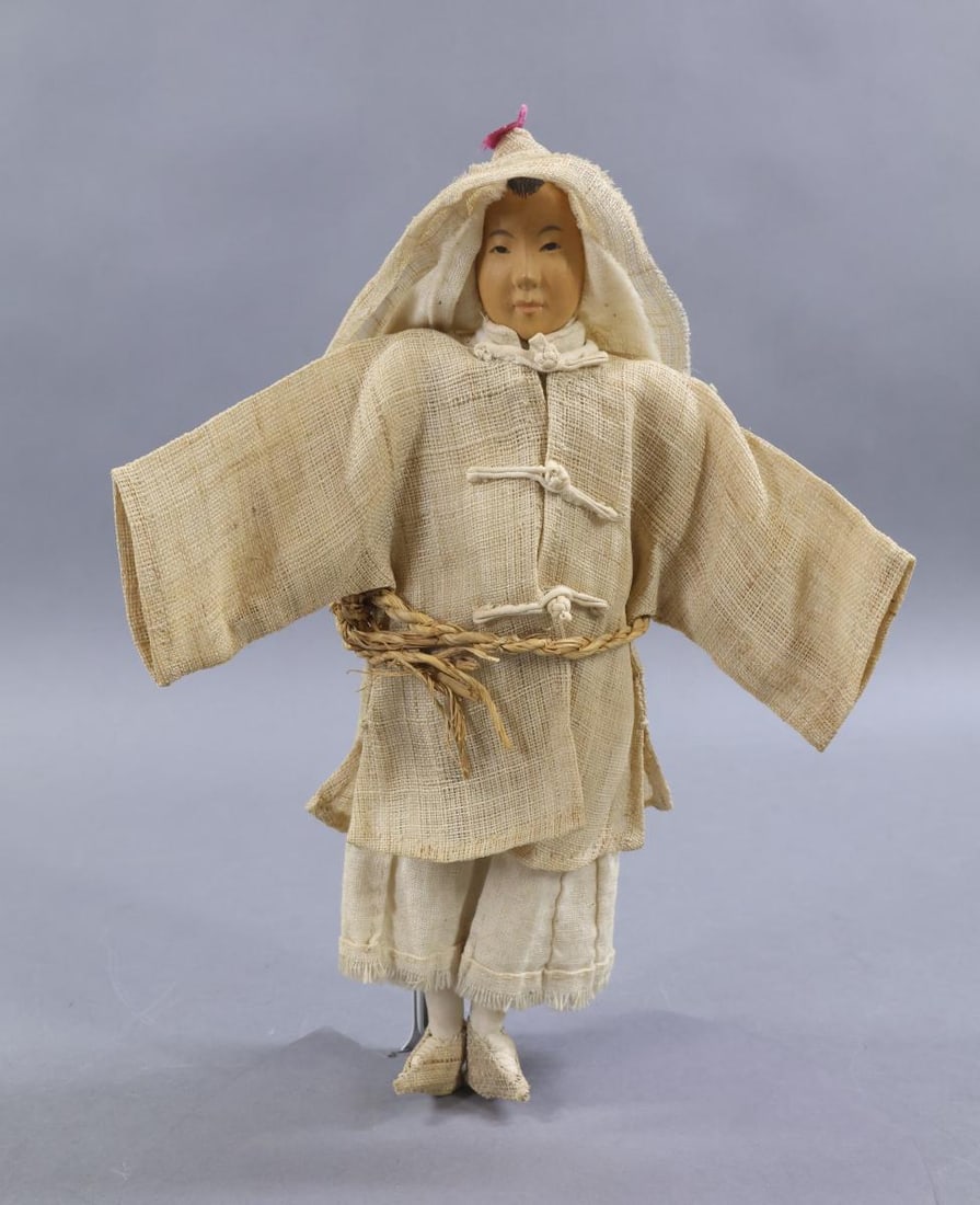 DOOR OF HOPE.: 10 1/2" All original female "Mourner". (Widow or daughter-in-law.) She has the rope around her waist (indicating a close family relative) and the headpiece extends over her face. She has the carved