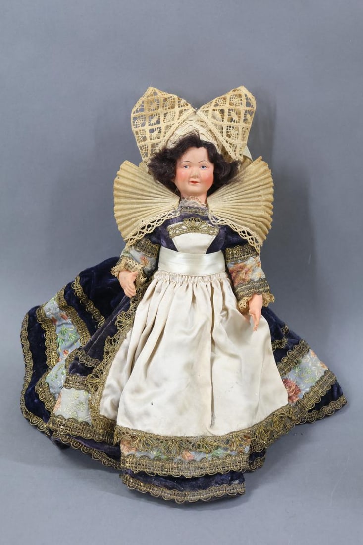 DOLLS REPRESENTING OTHER COUNTRIES. - 7