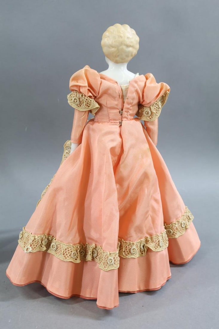 CHINA DOLLS. - 10