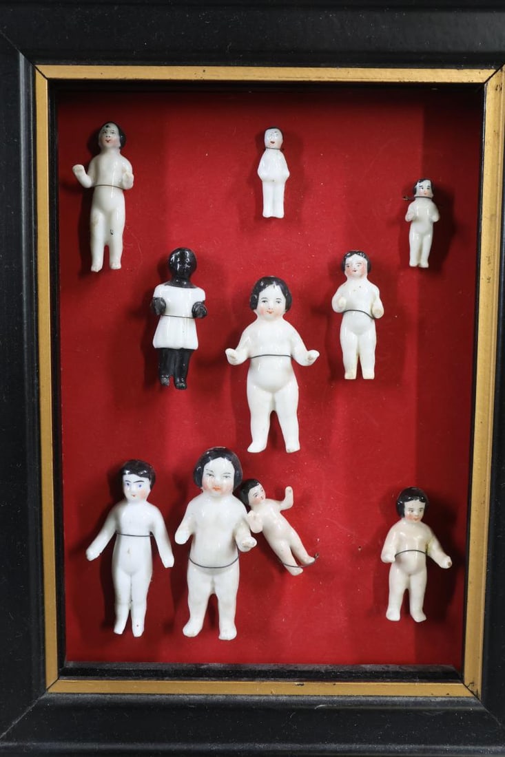 CHINA DOLLS. - 12