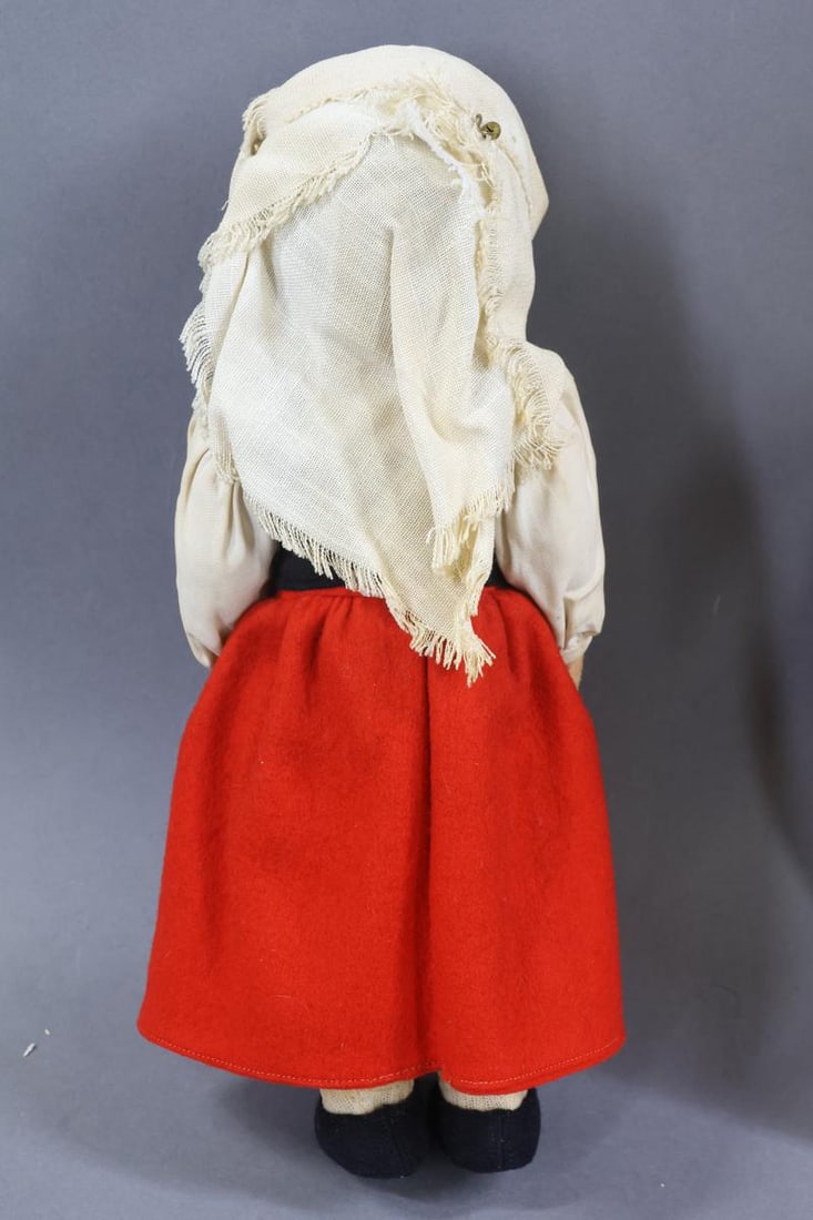 CLOTH DOLLS. - 5
