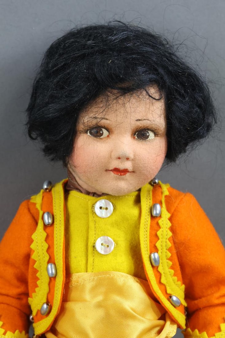 CLOTH DOLLS. - 9