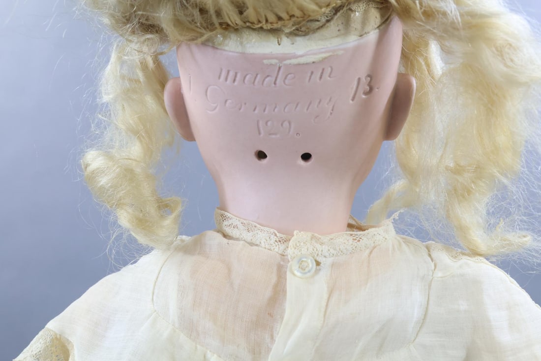 GERMAN BISQUE DOLLS. - 13