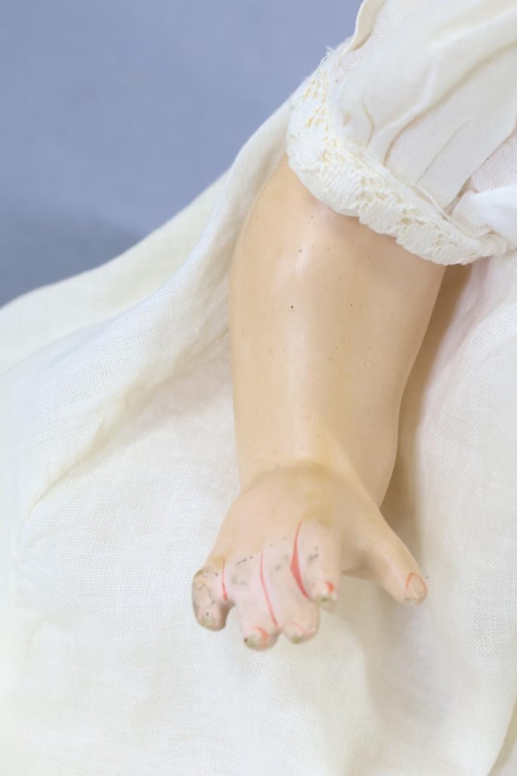 GERMAN BISQUE DOLLS. - 18