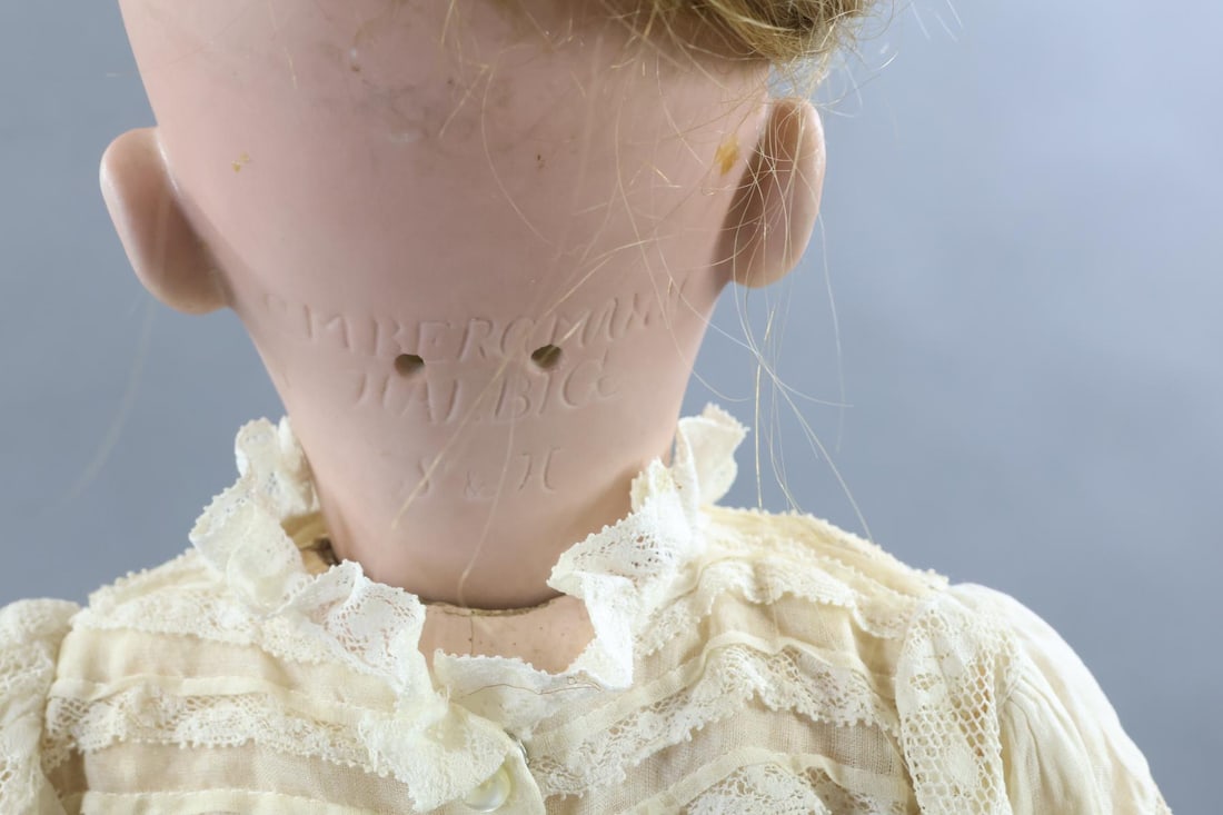 GERMAN BISQUE DOLLS. - 7