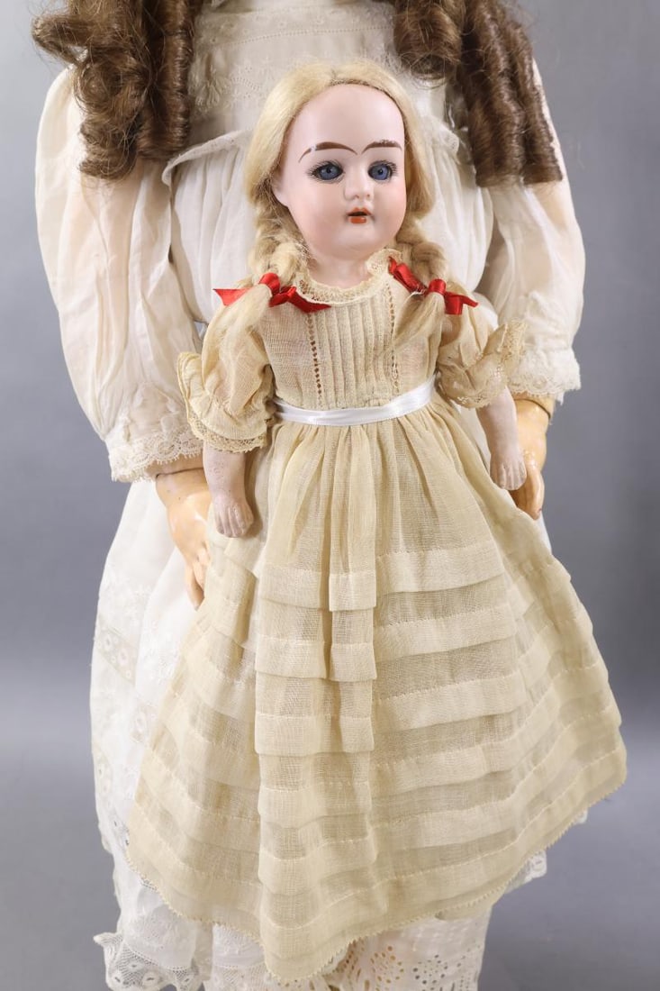 GERMAN BISQUE DOLLS. - 2