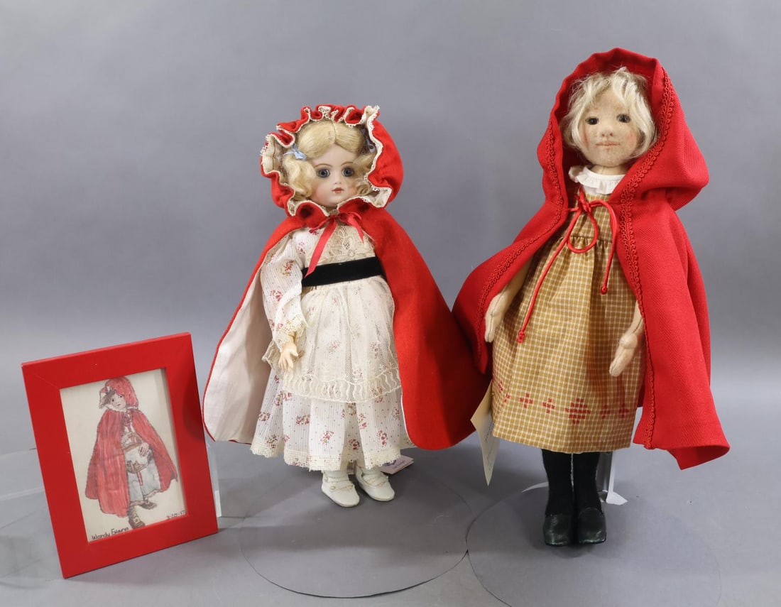 ARTIST DOLLS. (1 of 8)