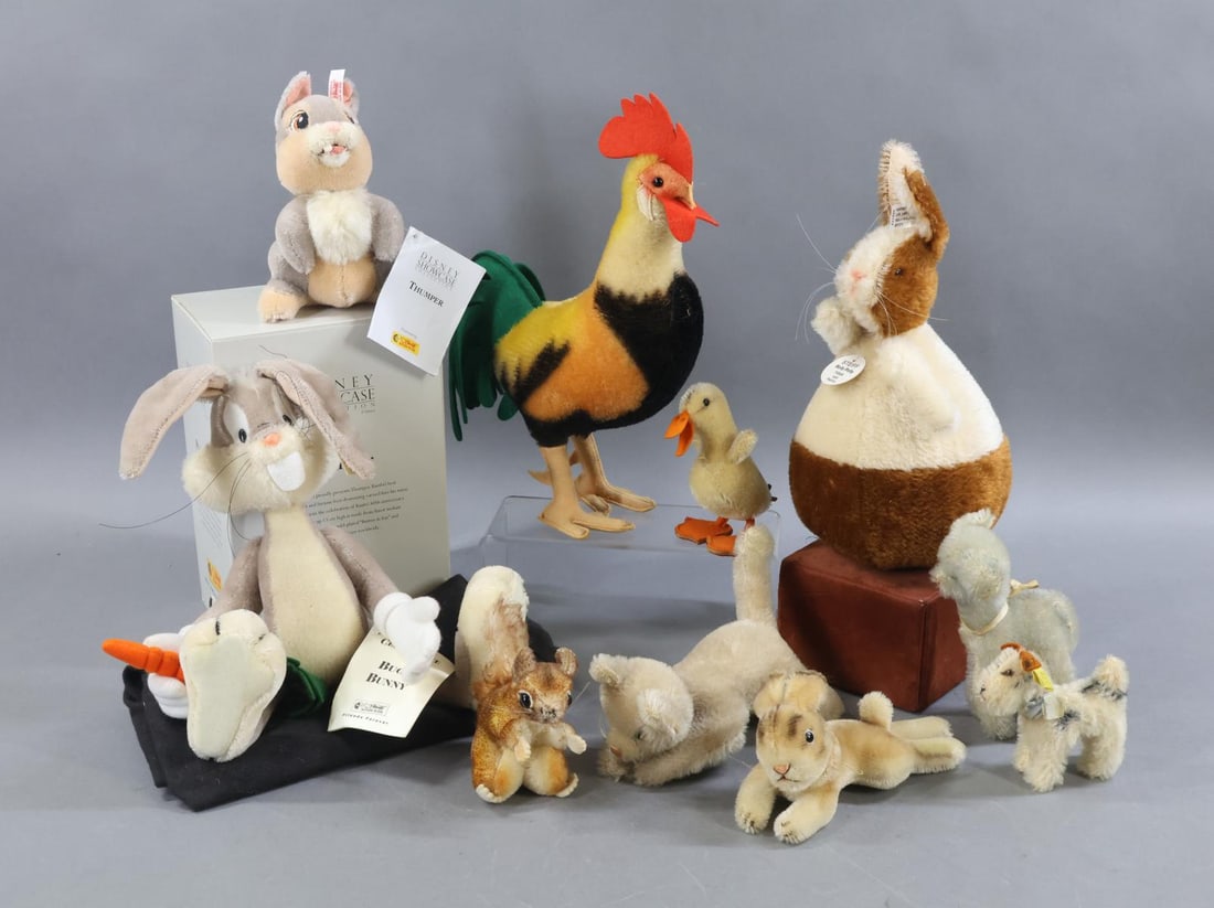VINTAGE STEIFF/STEIFF.: LOT. VINTAGE Steiff.- (5) Pcs. mohair . Unmarked 9" T. variegated Rooster with felt comb and tail feathers. 4 1/2" Yellow "Duckling" with felt bill, feet. Tagged - 6" Tan "Rabbit" with swivel neck.